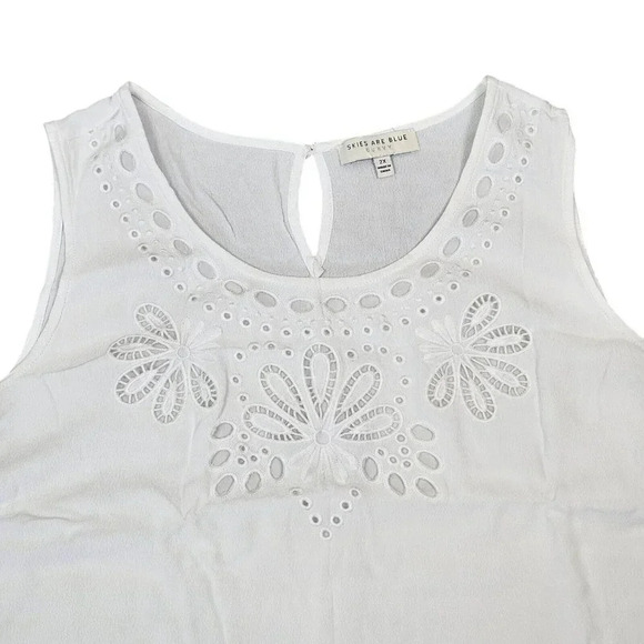 Skies are Blue Curvy White Embroidered Rayon Round Neck Tank Size‎ 2XL - Picture 1 of 7
